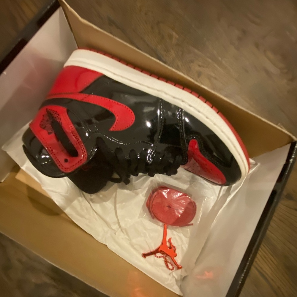 9m jordan 1 patent bred